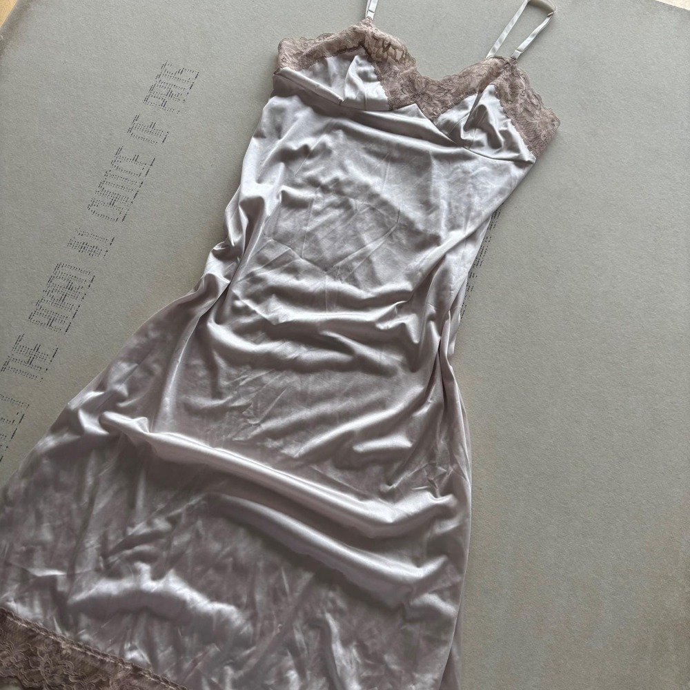 Vintage Vanity Fair‎ Slip Dress Lace Trim Champagne Beige